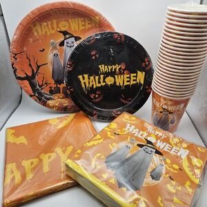 Halloween Tableware Set. Serves 25. Tablecloth. Lg Plates, Sm Plates, Napkins &